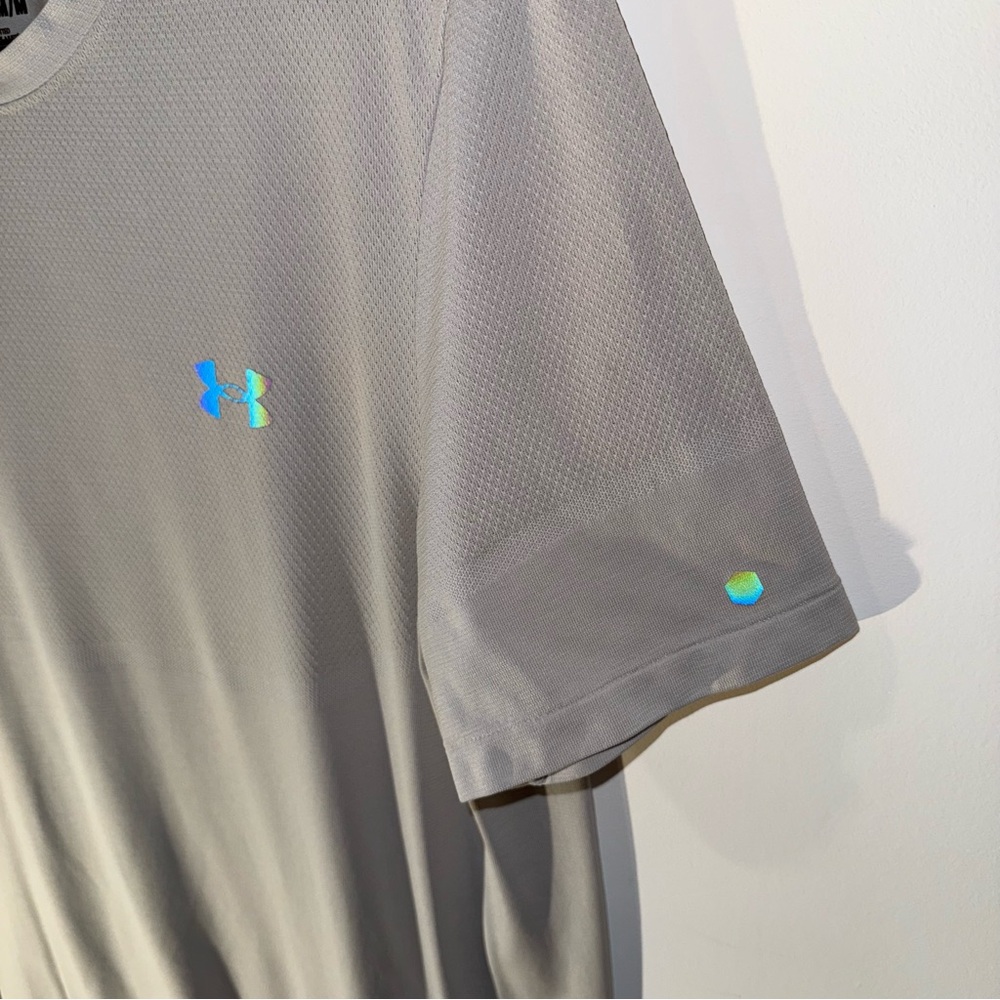 Under Armour Size MD Rush Seamless SS Tee - Picture 4 of 9